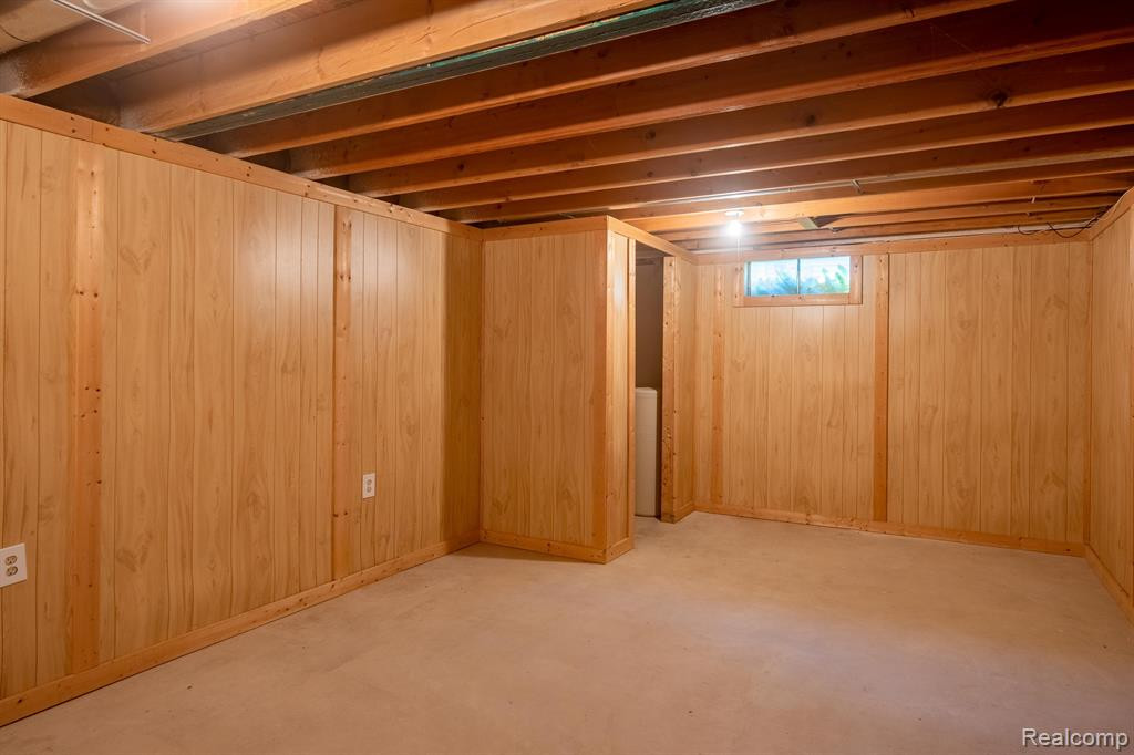 780 STONEY Drive, South Lyon, MI 48178 — Photo 27