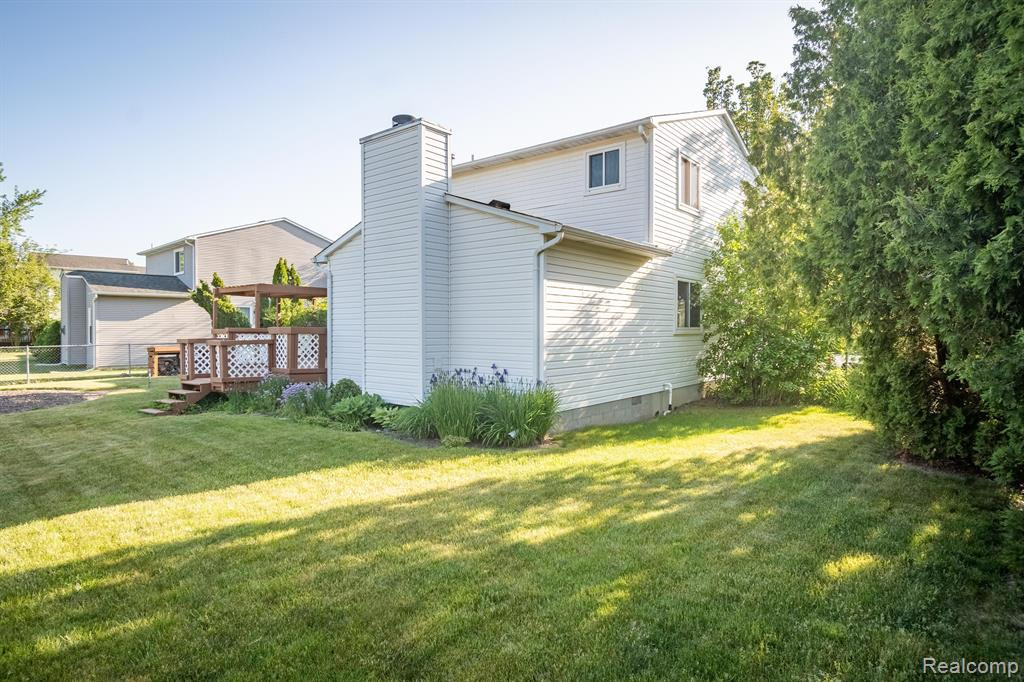 780 STONEY Drive, South Lyon, MI 48178 — Photo 38