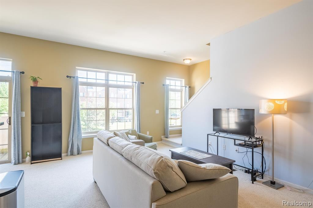 39832 ROCKCREST Circle, Northville, MI 48168 — Photo 9