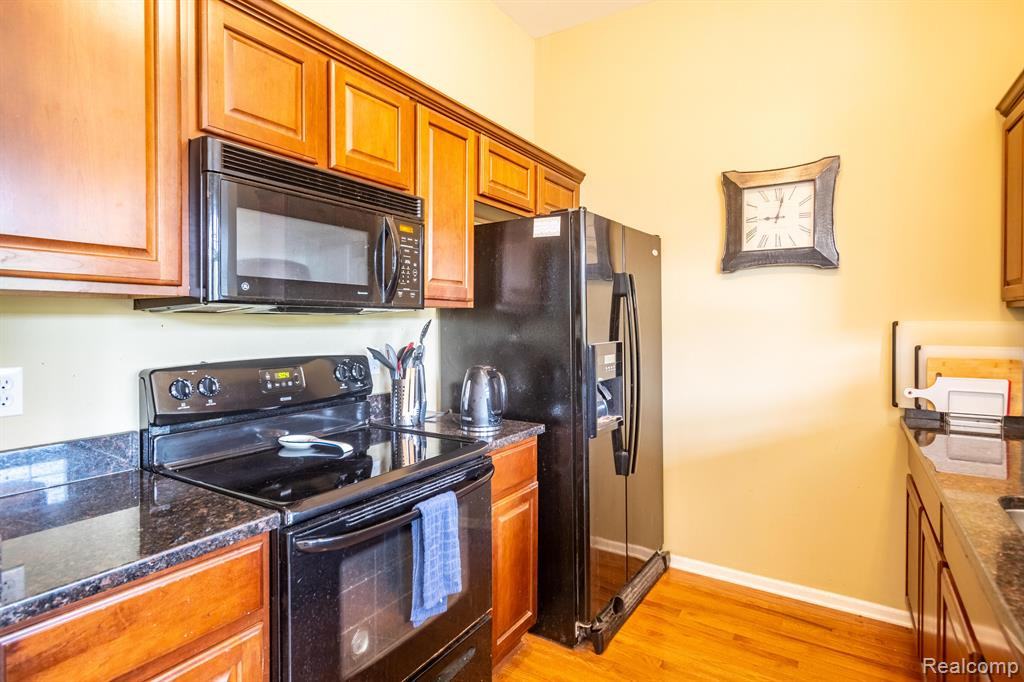 39832 ROCKCREST Circle, Northville, MI 48168 — Photo 11