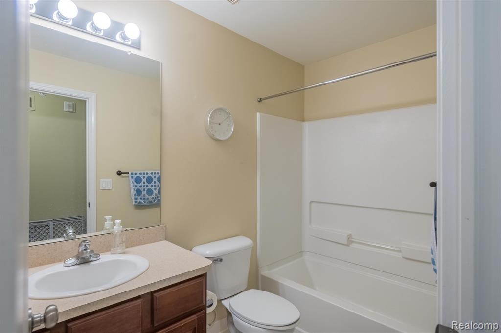 39832 ROCKCREST Circle, Northville, MI 48168 — Photo 18