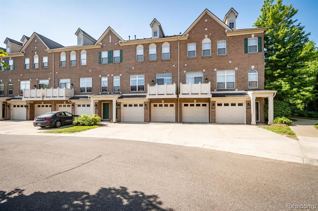 39832 ROCKCREST Circle, Northville, MI 48168 — Photo 22