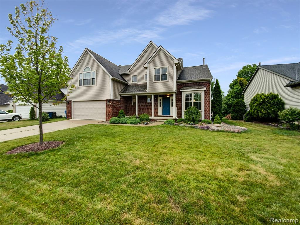3198 HONEYSUCKLE Drive, Ann Arbor, MI 48103 — front exterior