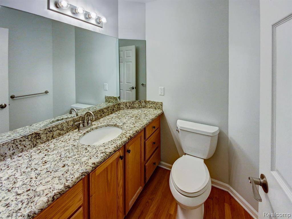 3198 HONEYSUCKLE Drive, Ann Arbor, MI 48103 — Photo 8