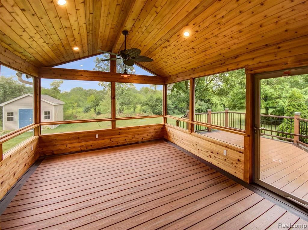 3198 HONEYSUCKLE Drive, Ann Arbor, MI 48103 — Photo 22