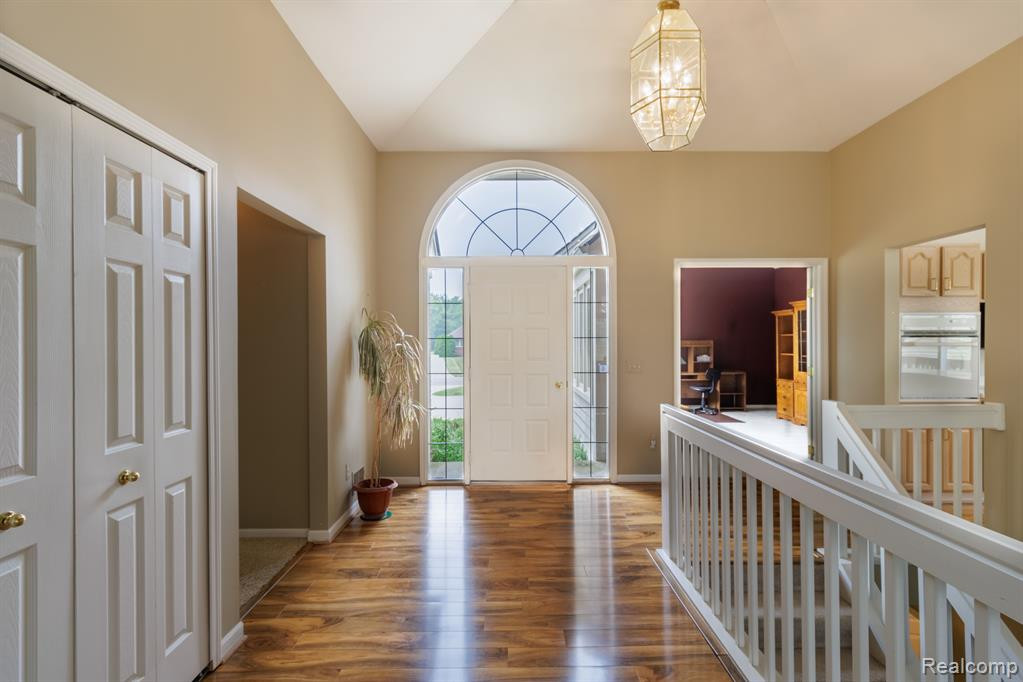 1897 STONEBRIDGE Drive N, Ann Arbor, MI 48108 — Photo 4