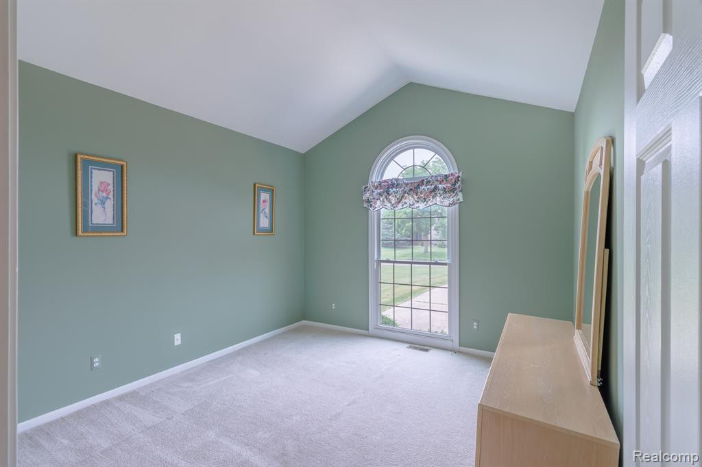 1897 STONEBRIDGE Drive N, Ann Arbor, MI 48108 — Photo 11