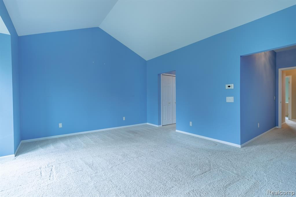 1897 STONEBRIDGE Drive N, Ann Arbor, MI 48108 — Photo 18