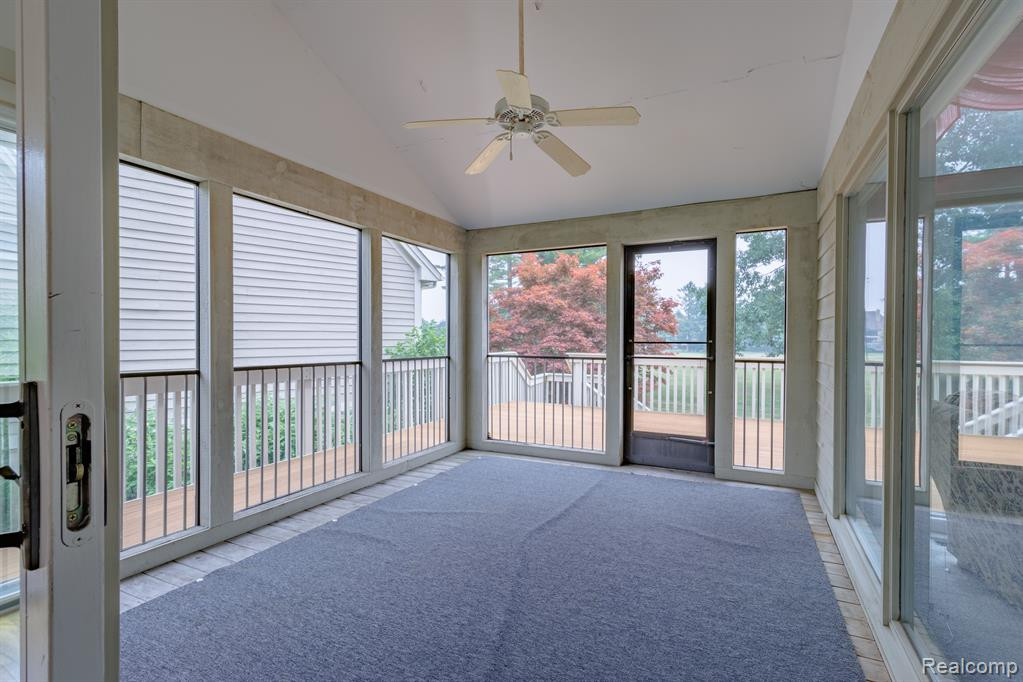 1897 STONEBRIDGE Drive N, Ann Arbor, MI 48108 — Photo 23
