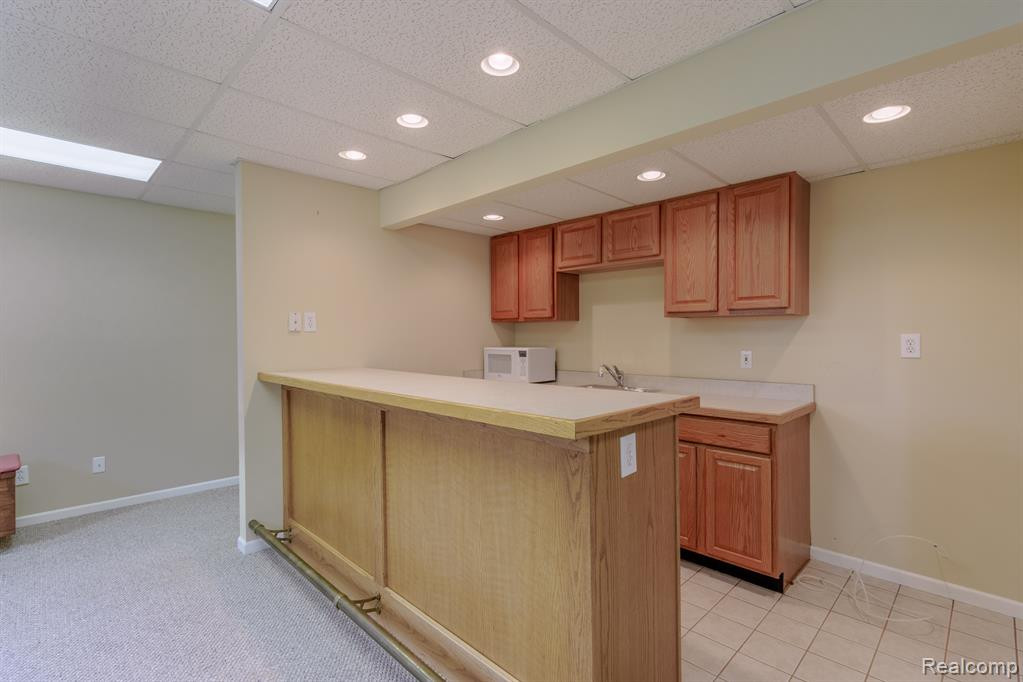 1897 STONEBRIDGE Drive N, Ann Arbor, MI 48108 — Photo 28