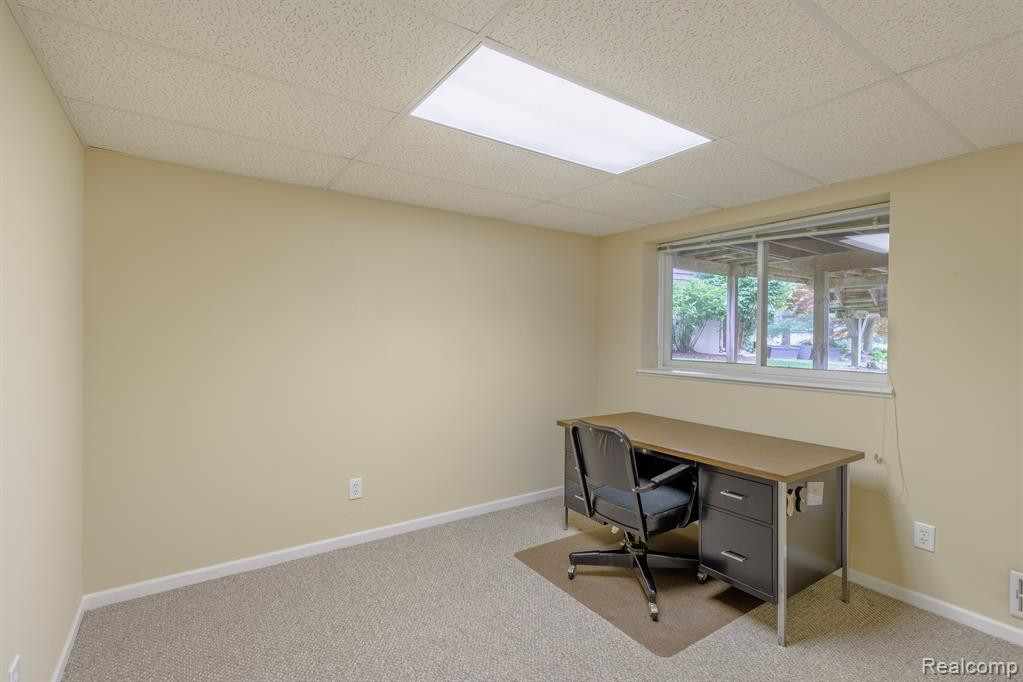 1897 STONEBRIDGE Drive N, Ann Arbor, MI 48108 — Photo 30
