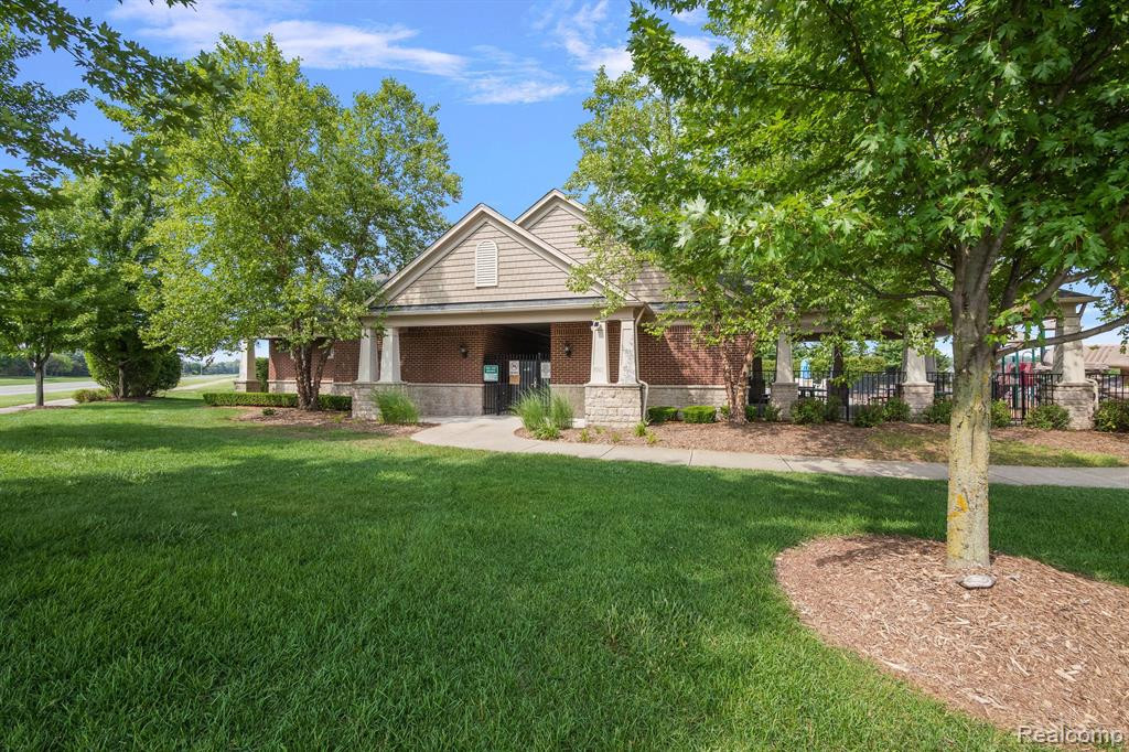 8830 LAKEWAY Court, Ypsilanti, MI 48197 — Photo 15