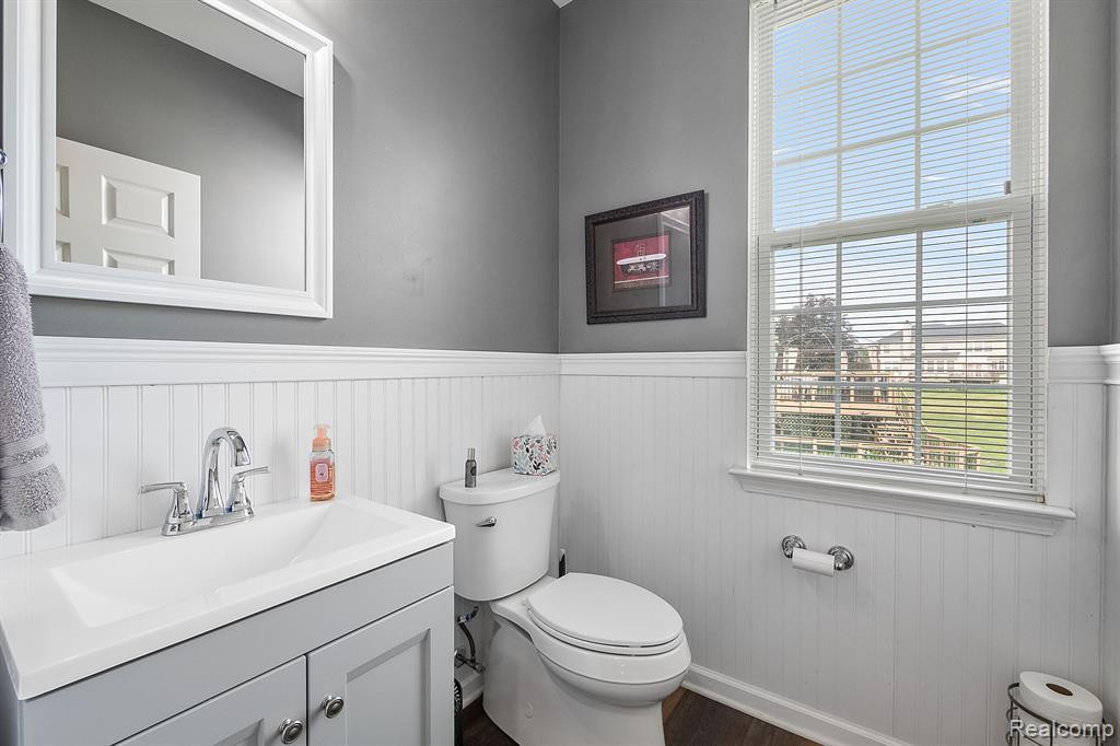 8830 LAKEWAY Court, Ypsilanti, MI 48197 — Photo 25