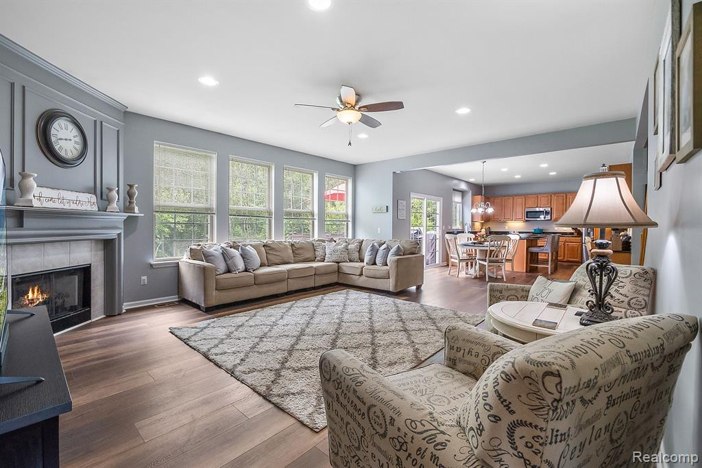 8830 LAKEWAY Court, Ypsilanti, MI 48197 — Photo 28