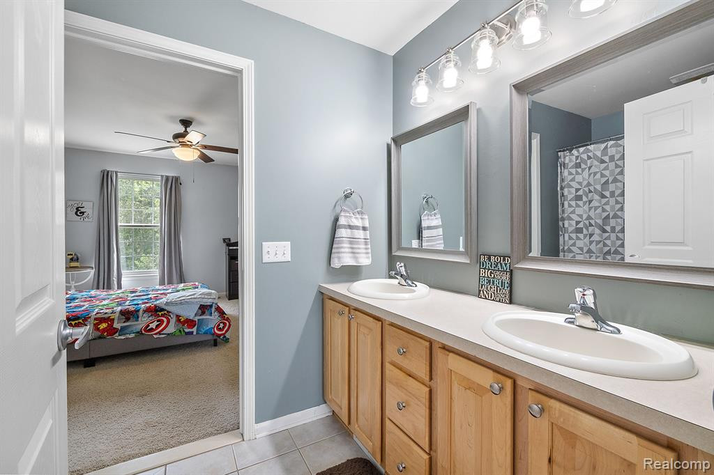 8830 LAKEWAY Court, Ypsilanti, MI 48197 — Photo 41