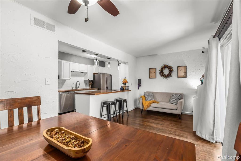 24653 OLDE ORCHARD Street, Novi, MI — Photo 11
