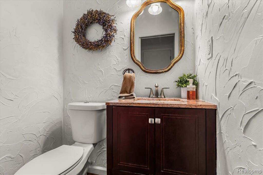 24653 OLDE ORCHARD Street, Novi, MI — Photo 14