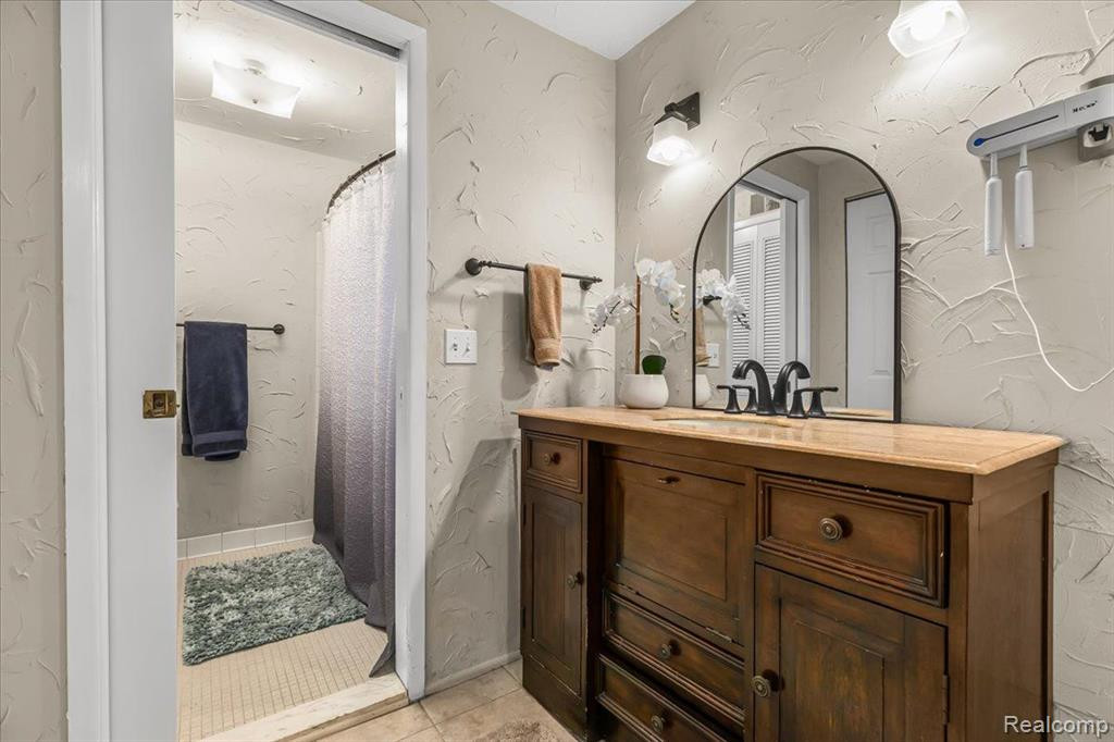 24653 OLDE ORCHARD Street, Novi, MI — Photo 21