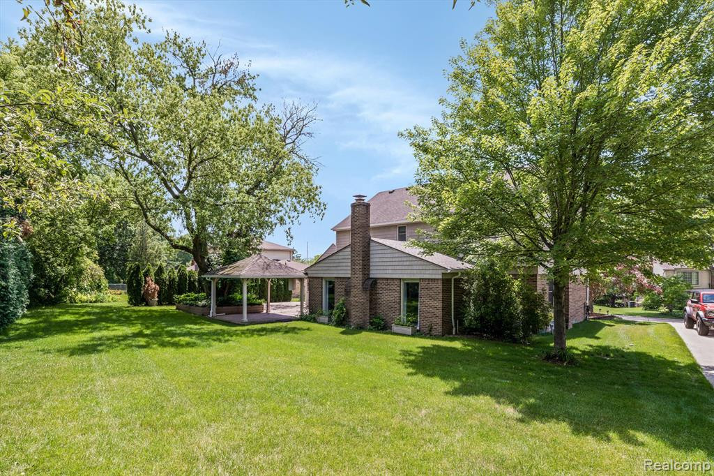 42300 BRADNER Road, Northville, MI 48168 — Photo 47