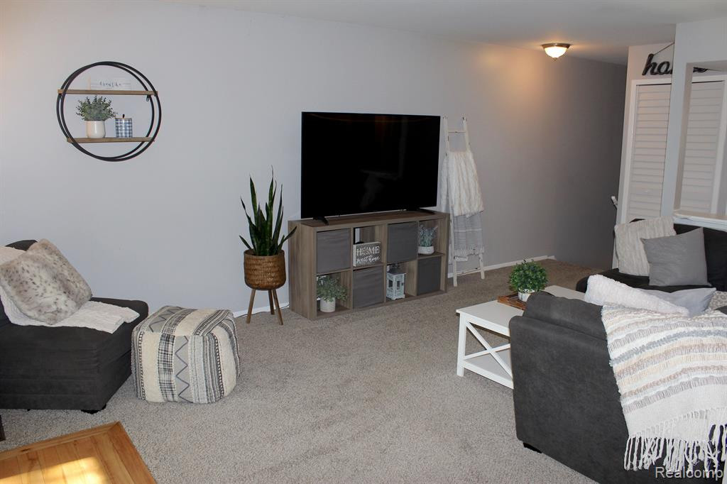 290 LAKE VILLAGE Drive, Walled Lake, MI 48390 — Photo 7