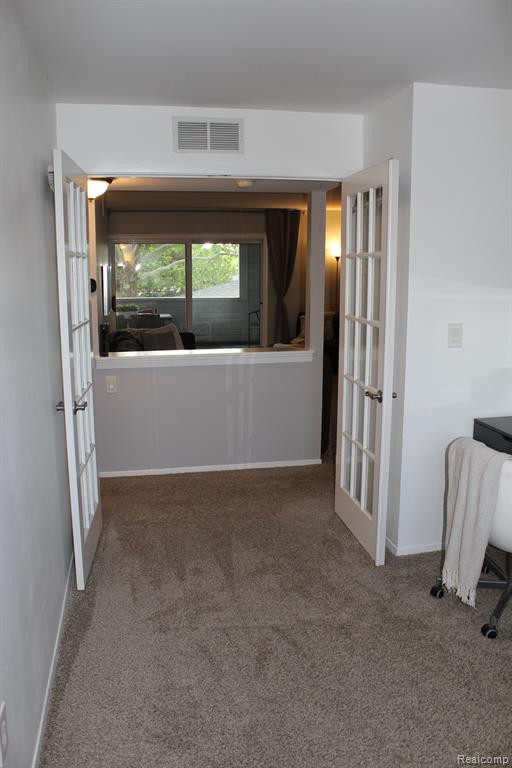 290 LAKE VILLAGE Drive, Walled Lake, MI 48390 — Photo 16
