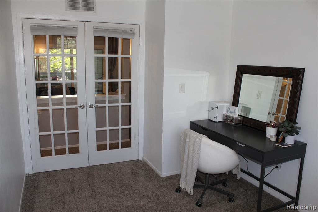 290 LAKE VILLAGE Drive, Walled Lake, MI 48390 — Photo 17