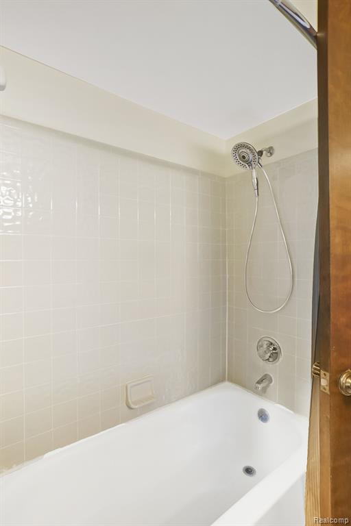 41488 BROQUET Drive, Northville, MI 48167 — Photo 28