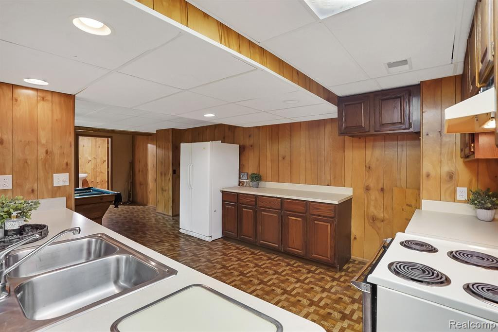 41488 BROQUET Drive, Northville, MI 48167 — Photo 34