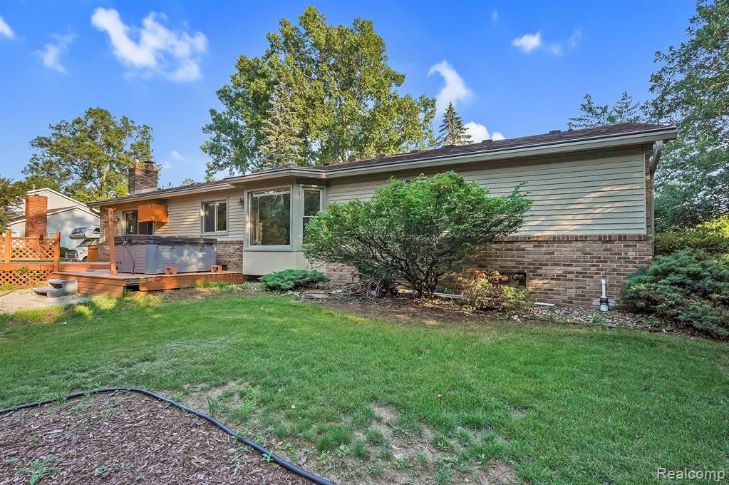 41488 BROQUET Drive, Northville, MI 48167 — Photo 43