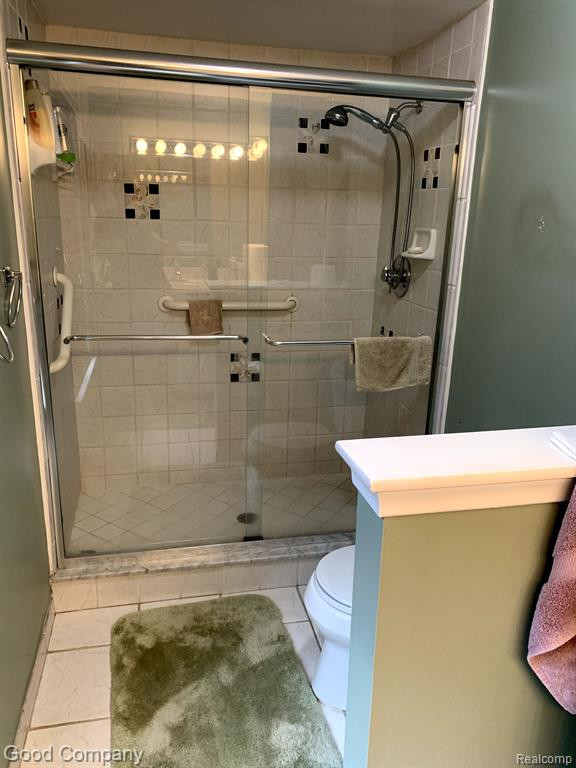 26698 SUMMERDALE Drive, Southfield, MI 48033 — Photo 8