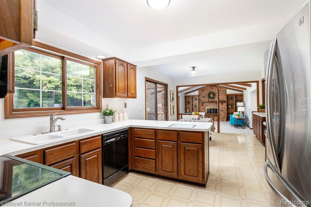 17816 Winchester Drive, Northville, MI 48168 — Photo 22