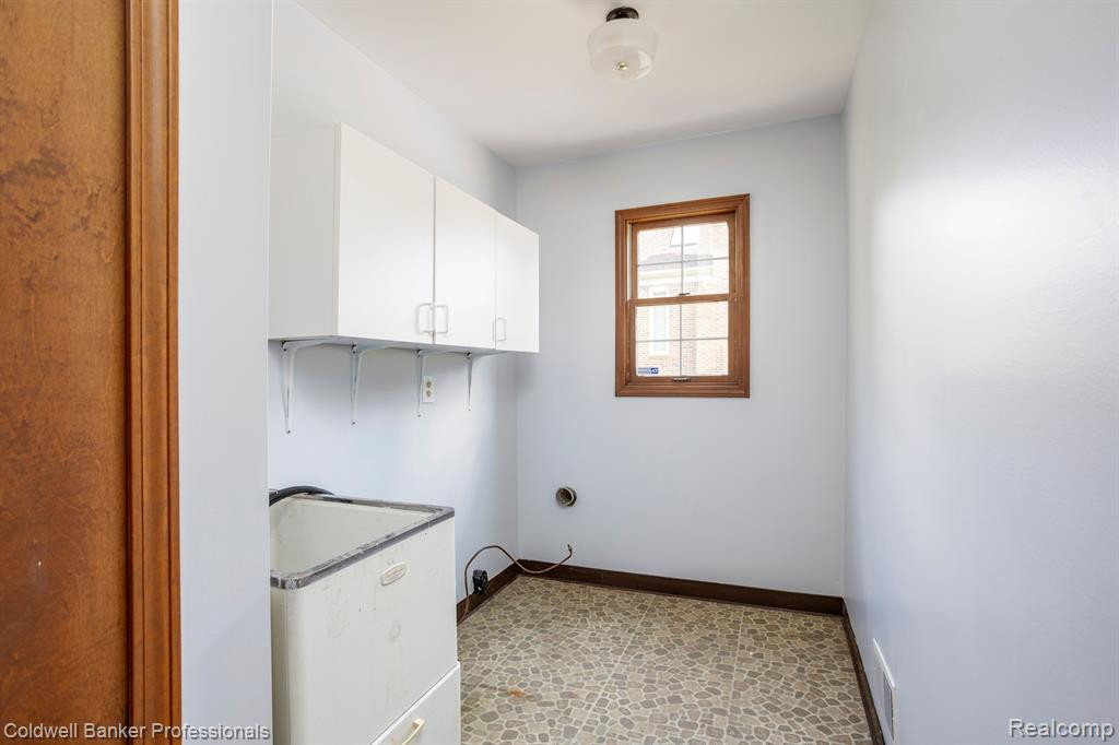 17816 Winchester Drive, Northville, MI 48168 — Photo 31