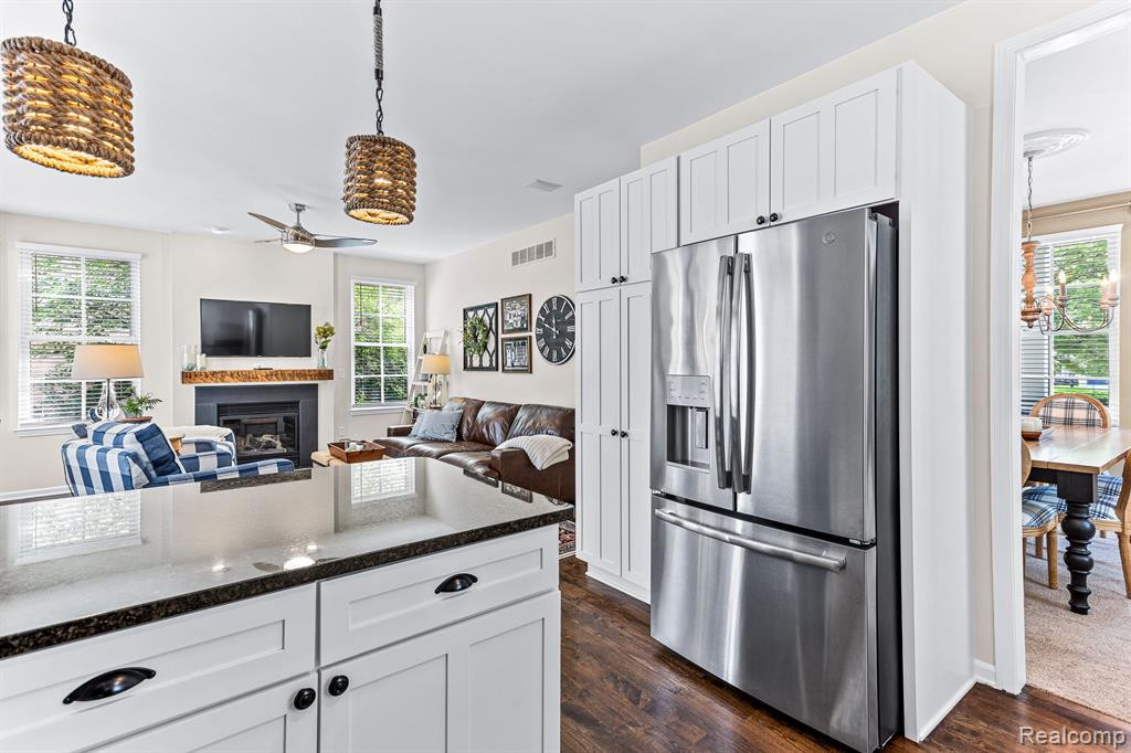 49986 HANCOCK Street, Canton, MI 48188 — Photo 9