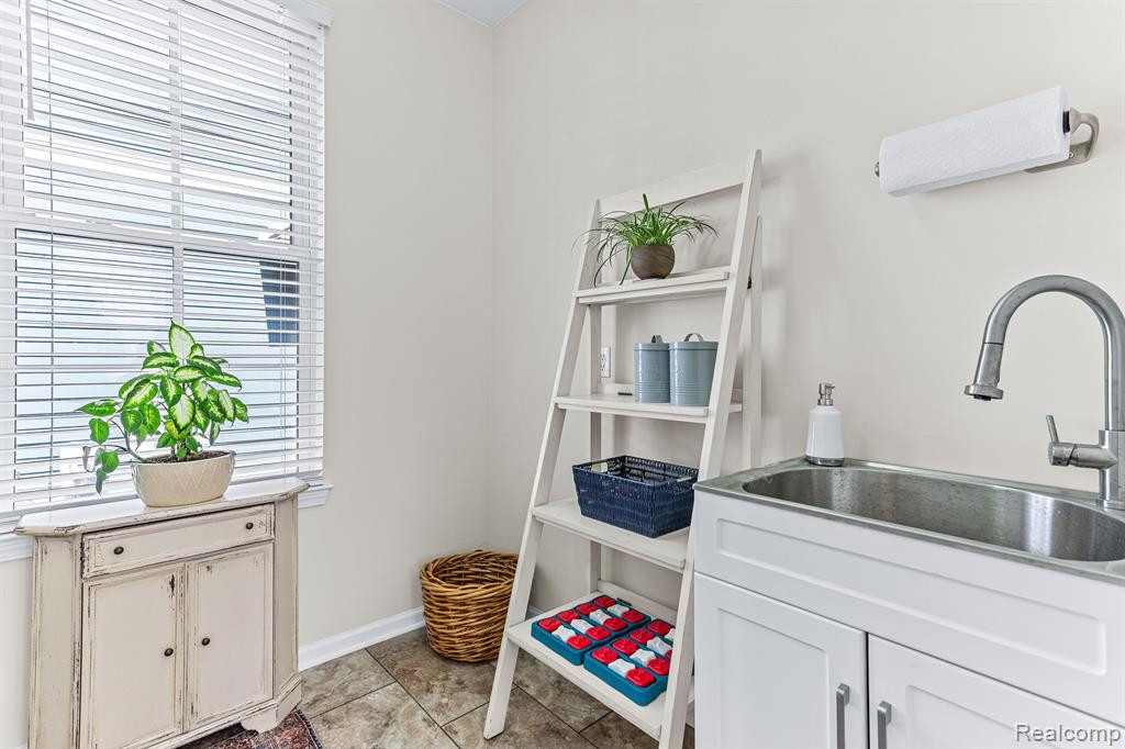 49986 HANCOCK Street, Canton, MI 48188 — Photo 19