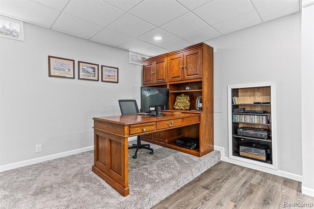 49986 HANCOCK Street, Canton, MI 48188 — Photo 35