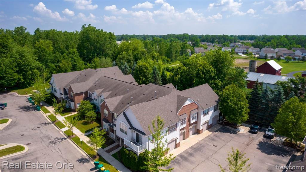 16893 HAWICK Lane, Romulus, MI 48174 — Photo 2