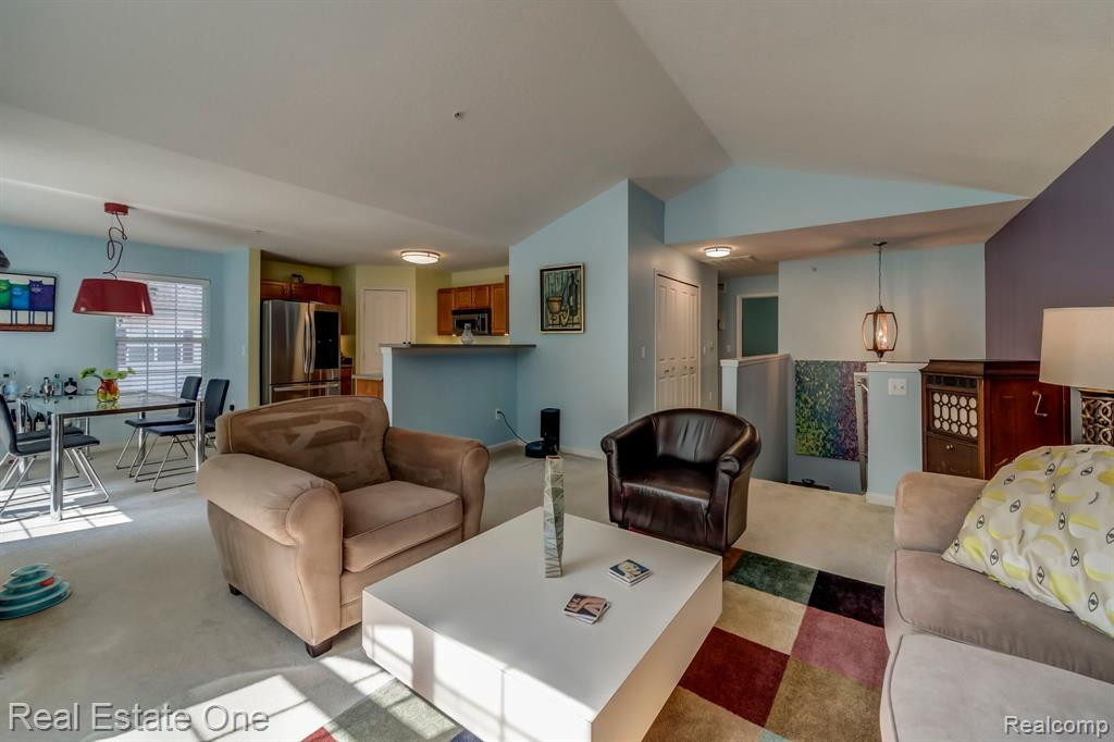 16893 HAWICK Lane, Romulus, MI 48174 — Photo 7