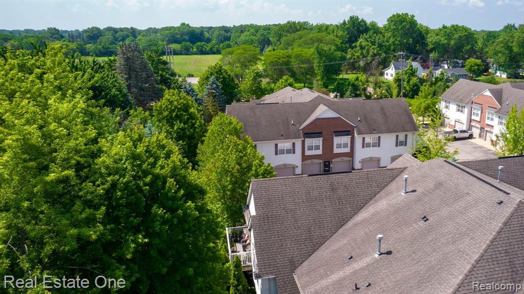 16893 HAWICK Lane, Romulus, MI 48174 — Photo 11