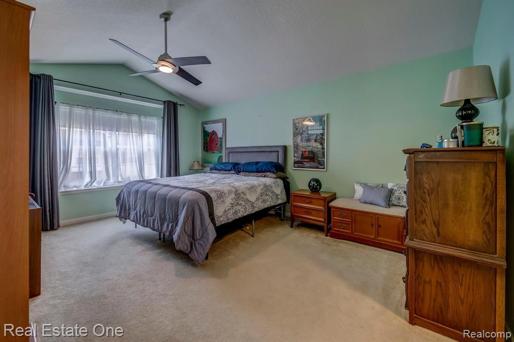 16893 HAWICK Lane, Romulus, MI 48174 — Photo 19