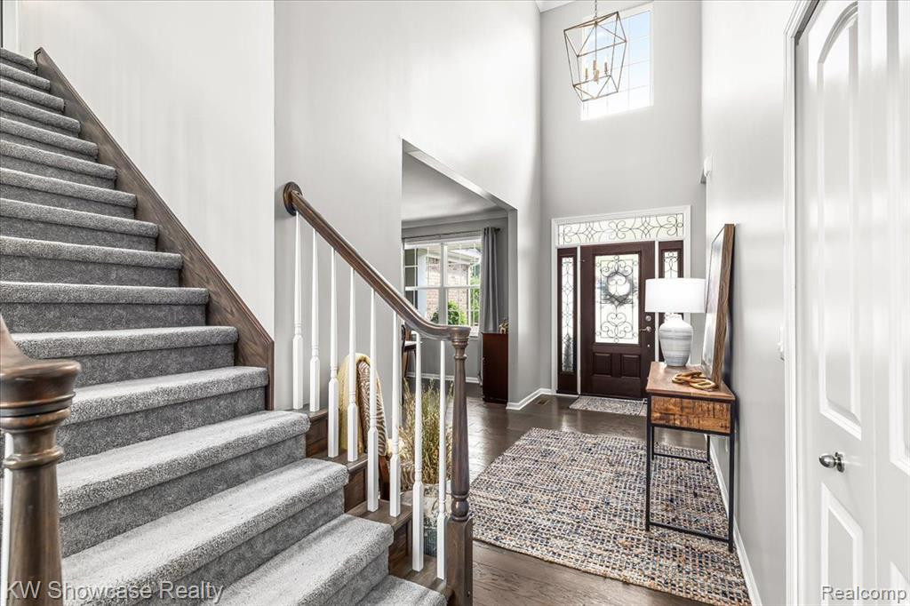 216 CUYAHOGA Court, South Lyon, MI 48178 — Photo 5