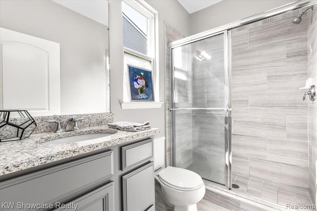 216 CUYAHOGA Court, South Lyon, MI 48178 — Photo 22