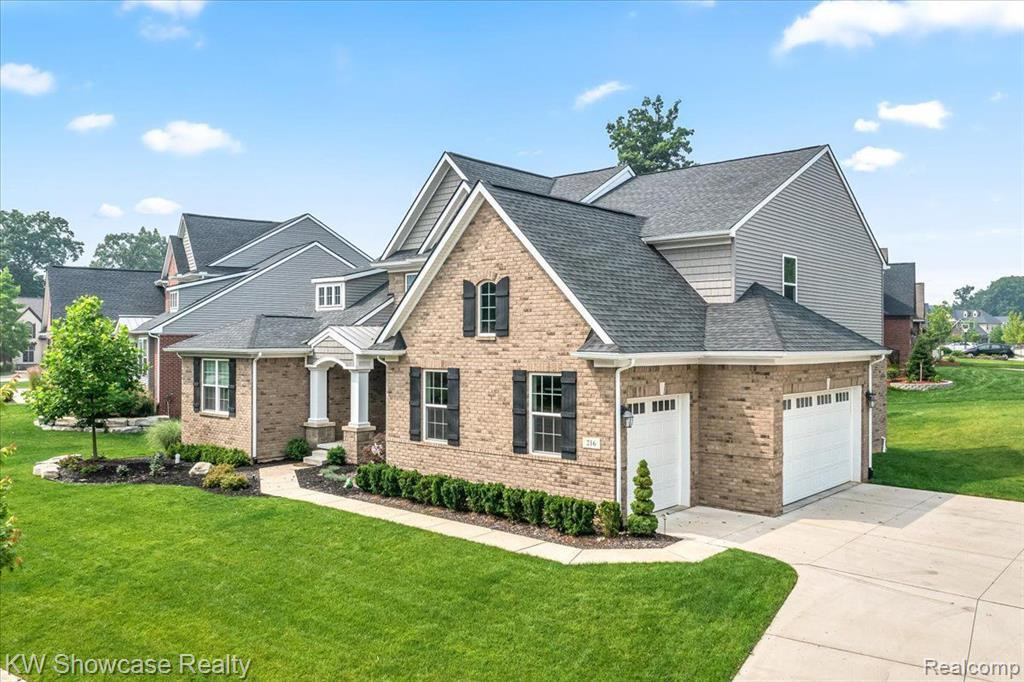 216 CUYAHOGA Court, South Lyon, MI 48178 — Photo 30