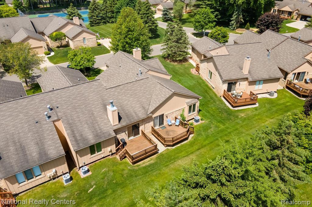 22080 RIVER PINES Drive, Farmington Hills, MI 48335 — Photo 50