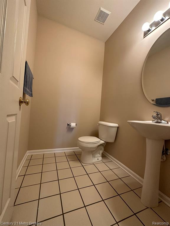 17104 ADDINGTON Drive, Commerce Twp, MI 48390 — Photo 20