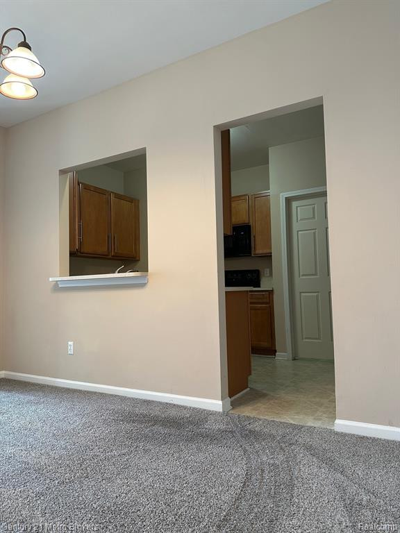 17104 ADDINGTON Drive, Commerce Twp, MI 48390 — Photo 22