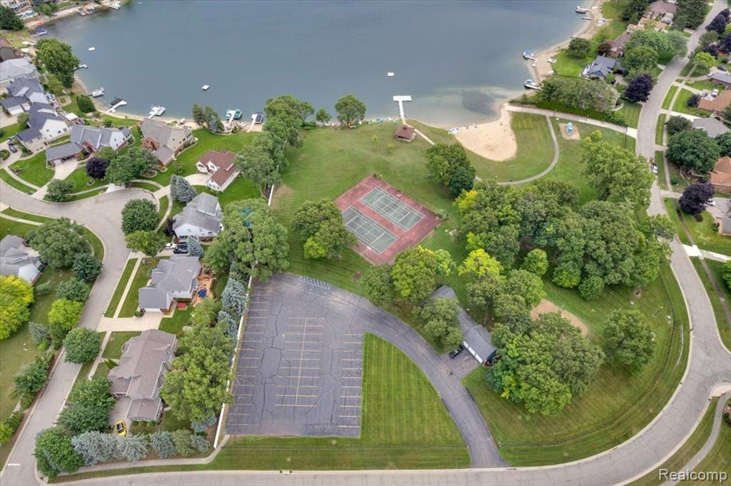 793 WOODLEIGH Way, Oxford, MI 48371 — Photo 10