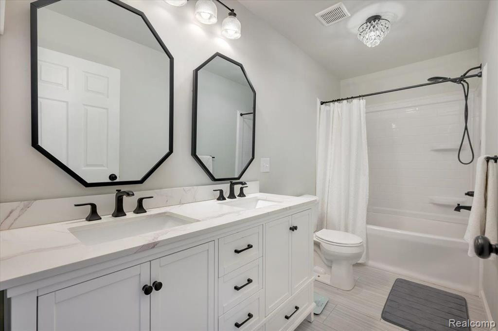 793 WOODLEIGH Way, Oxford, MI 48371 — Photo 33