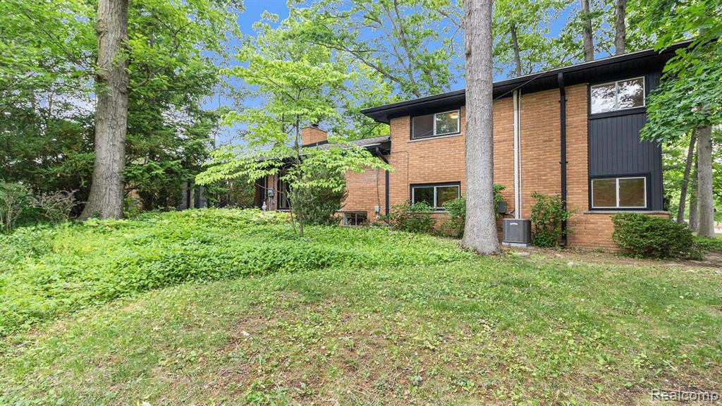 5 Buckingham Court, Ann Arbor, MI 48104 — Photo 33