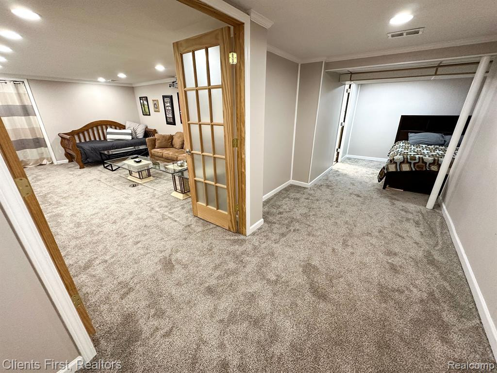 8259 ORHAN Street, Canton, MI 48187 — Photo 18