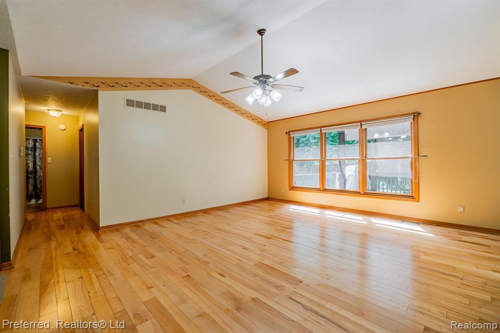 716 Wood Street, Stockbridge, MI 49285 — Photo 4